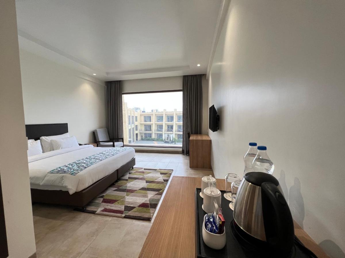 Parklane Resort Dhanbād Esterno foto