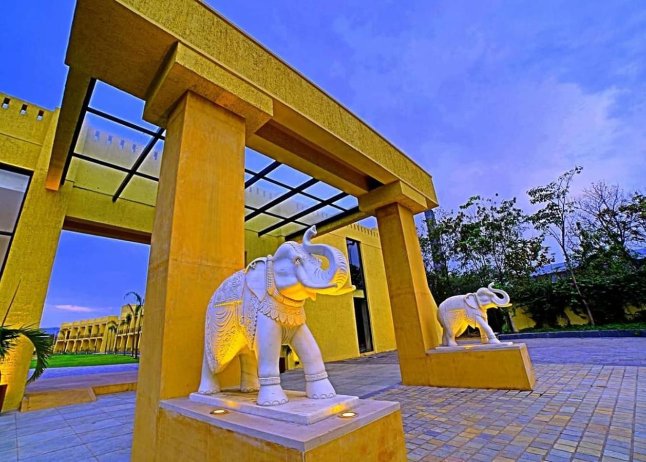 Parklane Resort Dhanbād Esterno foto